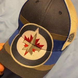 Winnipeg Jets O/S FLEXFIT Hat - GUC